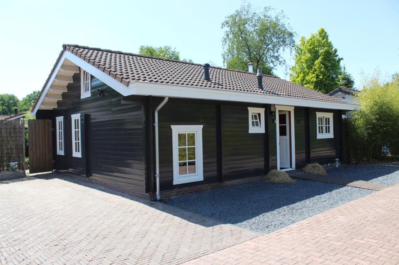 De Genten 1, Vakantiewoning Met Jacuzzi 에르멜로 외부 사진
